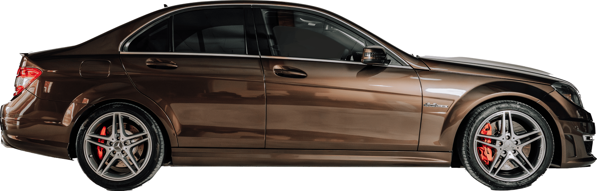 Mercedes-Benz C 63 AMG in Braunmetallic, Seitenansicht